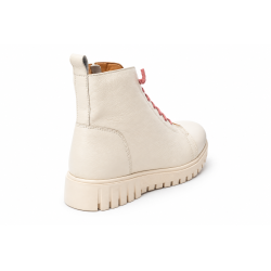 Botines de mujer en piel color beige | Carmina Jhilton