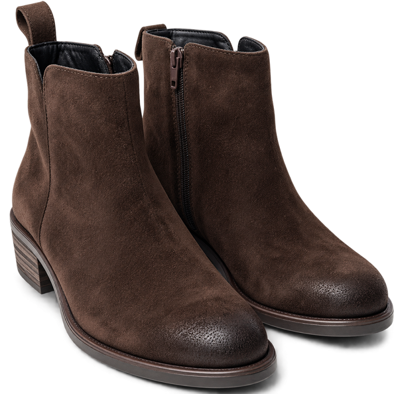 Botines de mujer en ante color chocolate | Carmina Jhilton